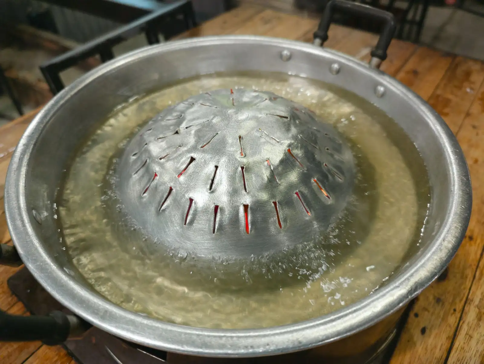 长三角制造企业设备全生命周期管理中维修工单软件的应用实践